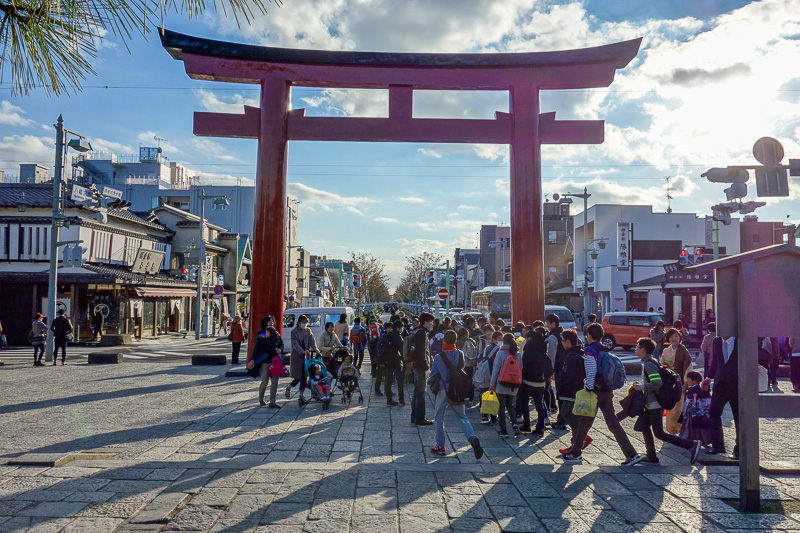 Visiting 9 cities in Japan - Oct and Nov 2016 - Also a runner up for photo of the day, the gate and the main street, the light makes it more interesting than it would otherwise be.