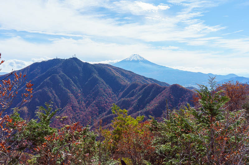 Japan-Hiking-Sasago-Seihachiyama - OK, more Fuji from the next peak.