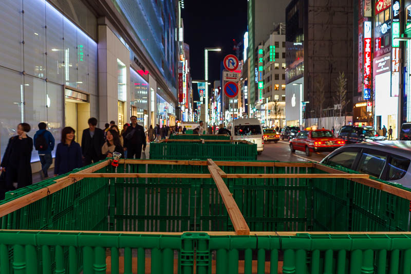 Japan-Tokyo-Ginza-Curry - Here is the main street through Ginza, Chuo Dori, under construction! 