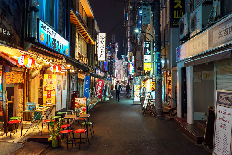 Of course I am back in Japan yet again - Oct and Nov 2018 - Here is a Shimbashi back street, about half the places are open.