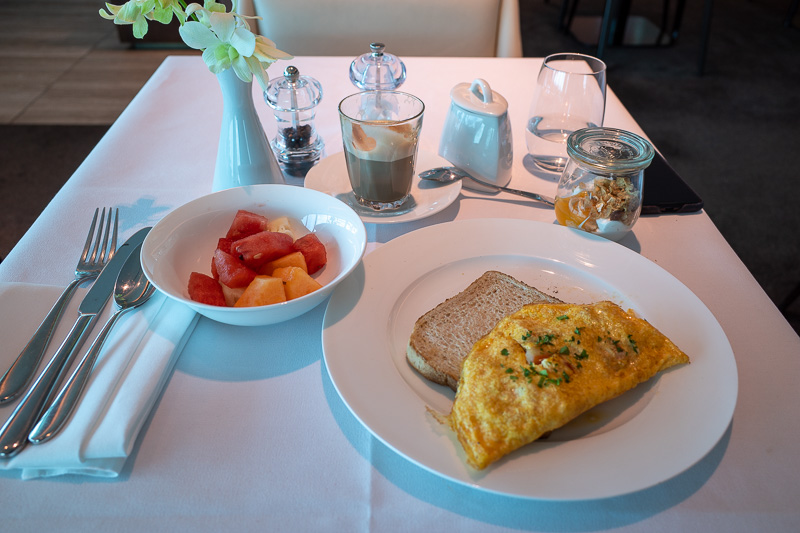 Japan for the 9th time - Oct and Nov 2019 - Here is my breakfast at the lounge shared by Virgin and Etihad, I ordered an omelet, which came without toast, so then I made my own toast and also go