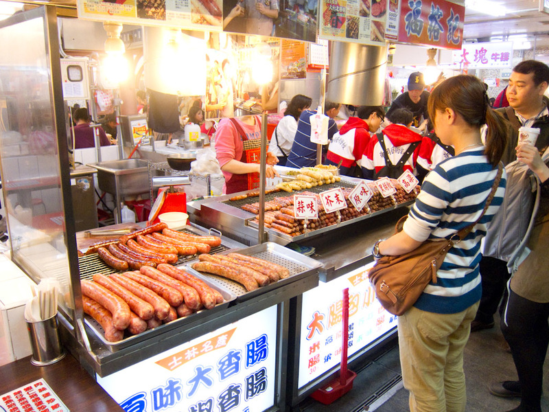 Taiwan-Taipei-Night Market-Shilin - Giant sausages as big as my arm.