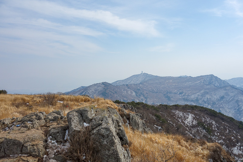 Korea-Daegu-Hiking-Bisuelsan - Getting down to business