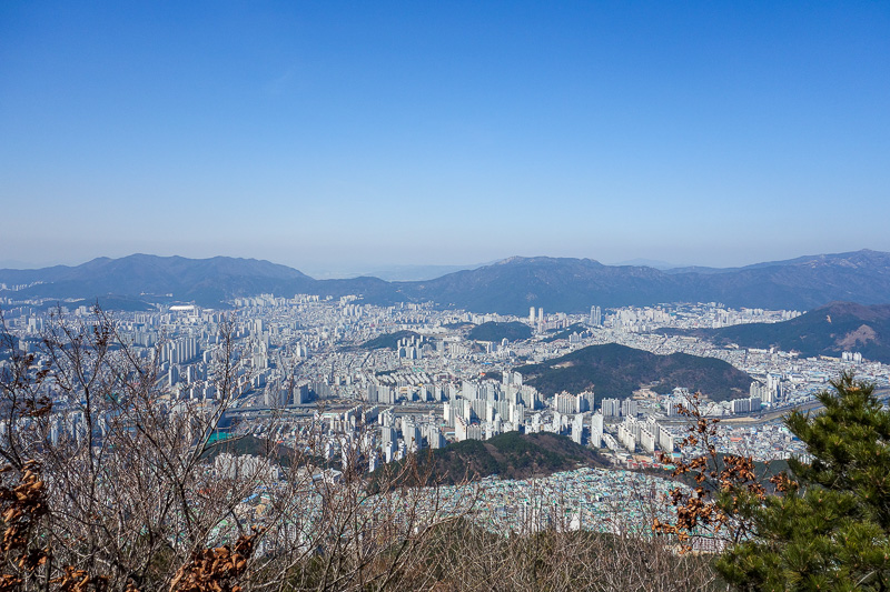 Korea again - Incheon - Daegu - Busan - Gwangju - Seoul - 2015 - That mountain was the Korean great wall mountain from 2 days ago. I started on the left edge, went over the first one left to right, along that lower 