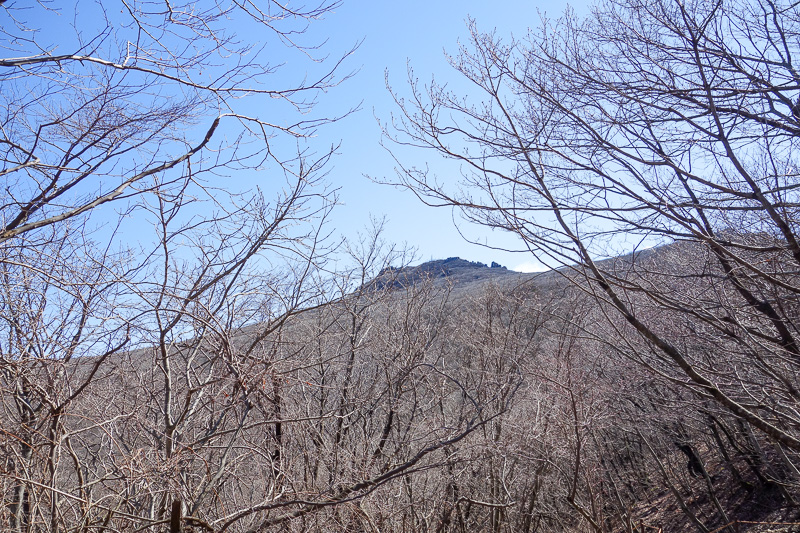 Korea-Gwangju-Hiking-Mudeungsan - Those rocks would be my destination. I was excited.