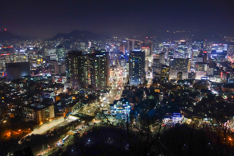 Korea again - Incheon - Daegu - Busan - Gwangju - Seoul - 2015 - Night view from halfway down.