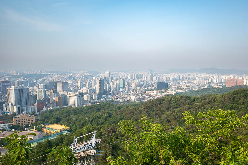 Korea-Seoul-Namsan-Curry - Seoul is a very big city.