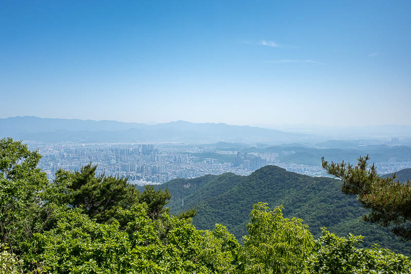 Korea-Daegu-Hiking-Apsan - Another good spot for a view along the ridge to the highest point.