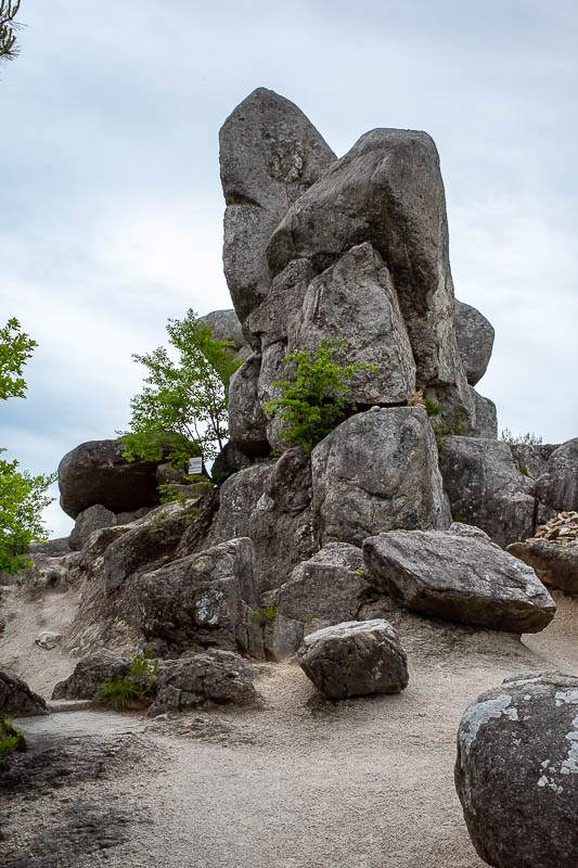 Korea-Daegu-Hiking-Palgongsan-Gatbawi - Instead, I would appreciate some rock formations.