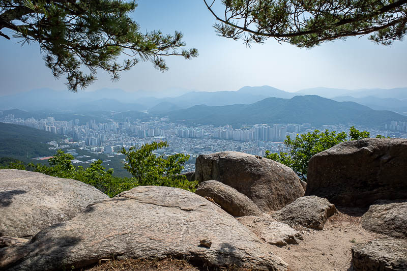 Korea-Busan-Hiking-Geumjeong - Another view spot. Look at all the mountains.