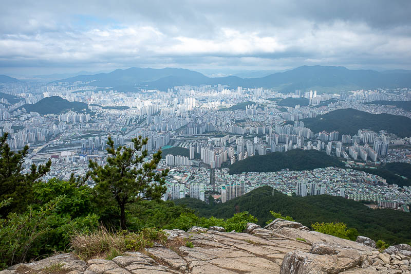 Korea-Busan-Hiking-Jangsan - But wait! After going down a bit I found a path back up again to a 'secret' summit. Much better view from this spot, photo of the day.