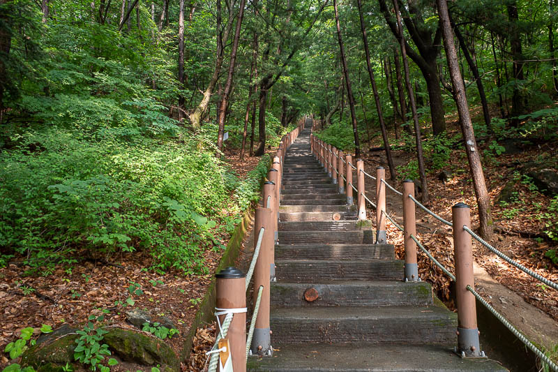 Korea-Seoul-Hiking-Cheonmasan - The start of the right hike had all the stairs and amenities that were promised by previous reviewers.