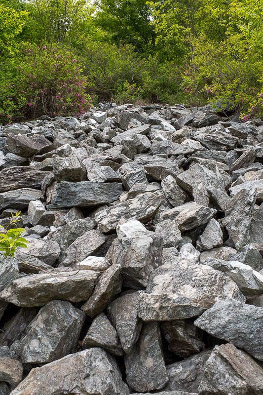 Korea-Seoul-Hiking-Yongmunsan - I know I complain about the rocks, but this is beyond a joke. Some of these are huge, and wobble when you step on them. Perhaps today is a good day to
