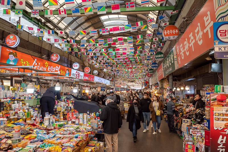 Korea twice in one year - November 2022 - My travels took me to the huge international food market that is between Myeongdong and Dongdaemun. Everywhere is a market along this street but I thi