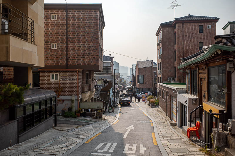 Korea twice in one year - November 2022 - The tourist area is large, hilly and has over 1000 cafes.