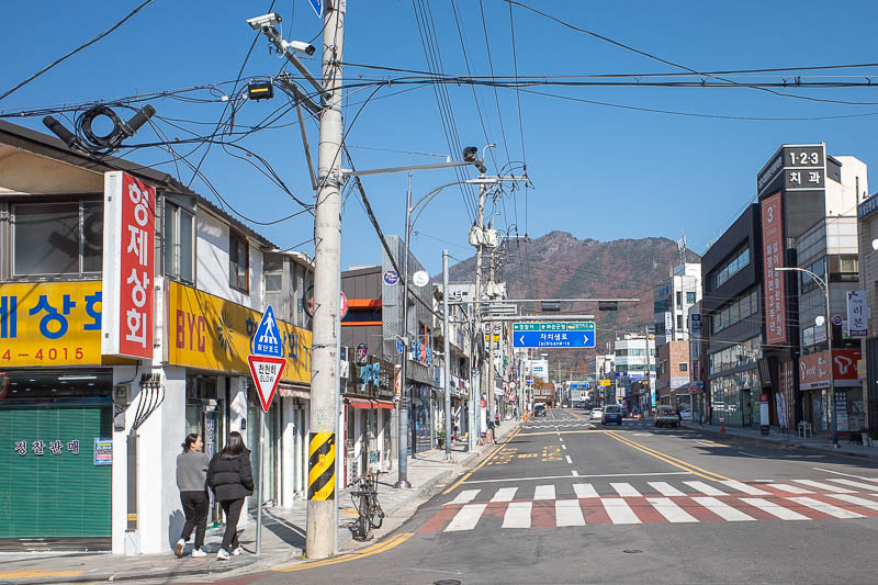 Korea-Gwangju-Hwasun - The road up to this mountain was cafe filled.