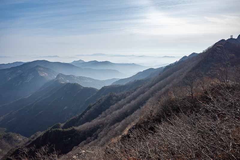 Korea-Daejeon-Hiking-Gyeryongsan - And another view a bit more to the right.