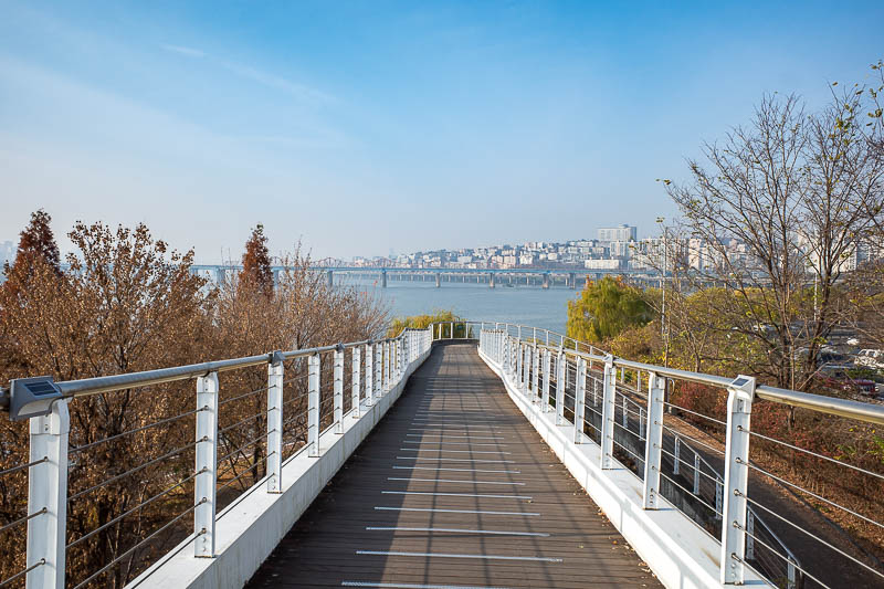 Korea twice in one year - November 2022 - This bridge out of the park faces an area of Seoul I am not familiar with. Smaller places on the side of a hill.