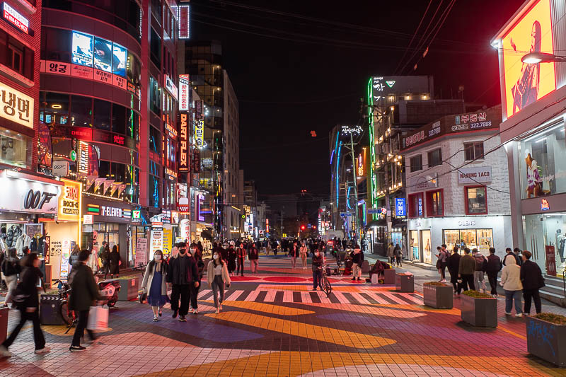 Korea twice in one year - November 2022 - Final pic this evening, one last shot of Hongdae.