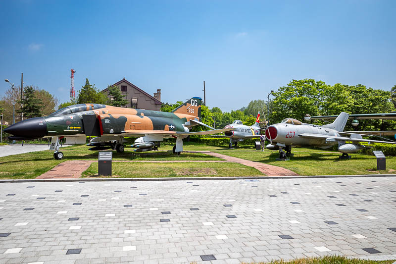 More of the same of Korea - March and April 2024 - A Phantom. They are huge.