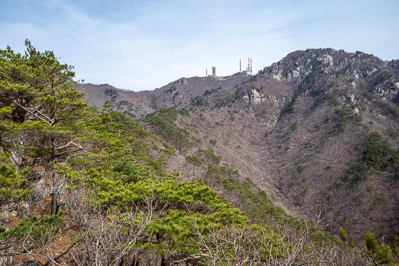 More of the same of Korea - March and April 2024 - The journey ahead would lead to all those antennas, where the highest point of the day has almost no view.