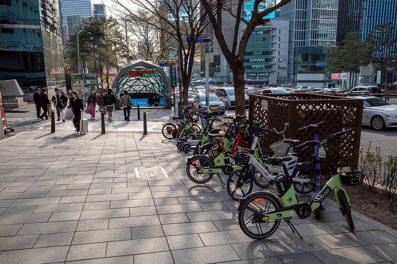 More of the same of Korea - March and April 2024 - There are many brands of rental bikes and scooters littered all across the streets of Seoul. In Melbourne we only have 2 brands so we miss out on the 