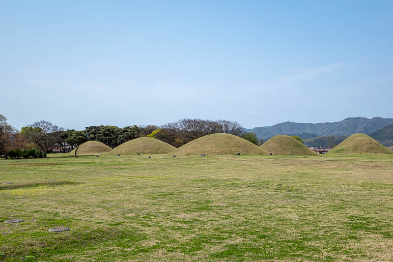 More of the same of Korea - March and April 2024 - Obviously, there were funeral mounds. Lots of entombed kings.