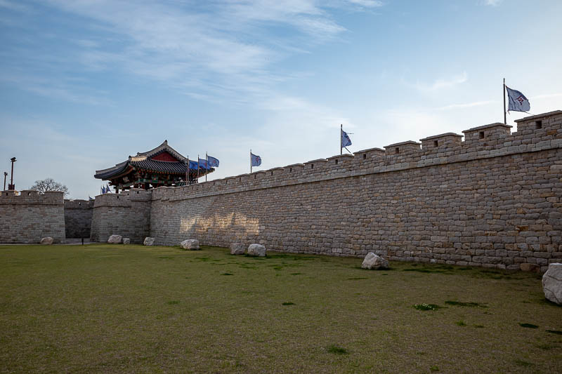 More of the same of Korea - March and April 2024 - Other side of the wall.