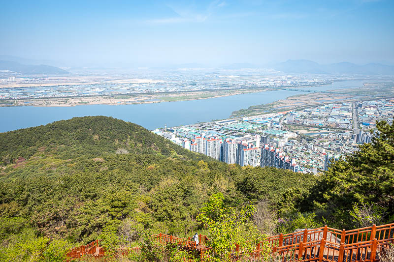 Korea-Busan-Hiking-Seunghaksan - Over there across the water is the airport. I am not sure if that is a river or the ocean.