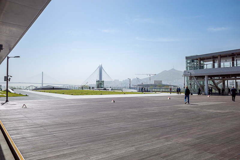 More of the same of Korea - March and April 2024 - It also has a huge viewing deck area, but there is still no view, just a huge empty construction site that has been there for many years now. Also, st