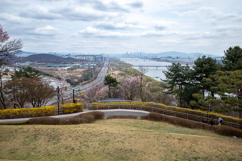 Korea-Seoul-Museum-Fortress - There is no fortress, but there is a great view.