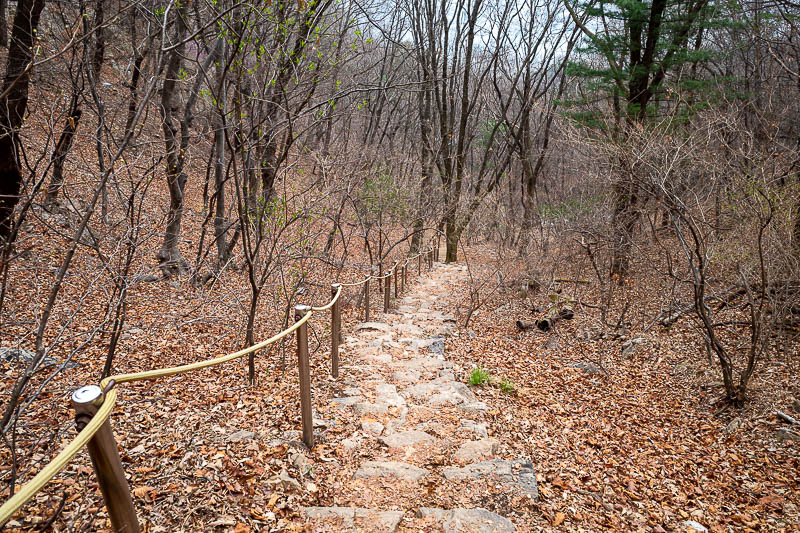 Korea-Seoul-Hiking-Yebongsan - Right near the end and a rocky staircase appeared.