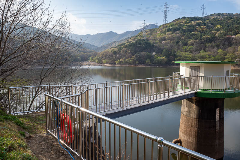 Korea-Changwon-Hiking-Bulmosan - The walk up to the temple goes past this reservoir, which appears to be in use as it has a fence all the way around it, I had to feed my camera carefu