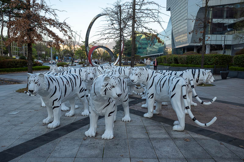 Korea-Changwon-Mall - The other end of this part