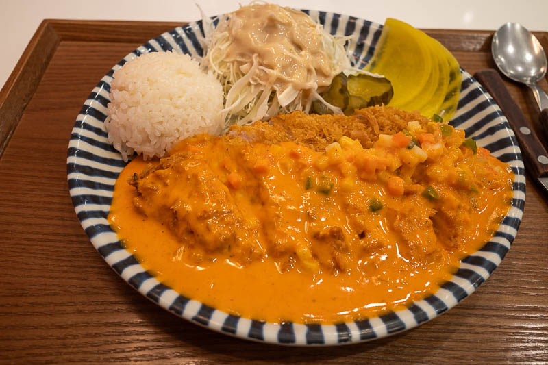 Korea-Changwon-Mall - My dinner is... yellow. I did not mean to order this. I had to order from a machine with no English, and tried to match the Koran symbols from a pictu