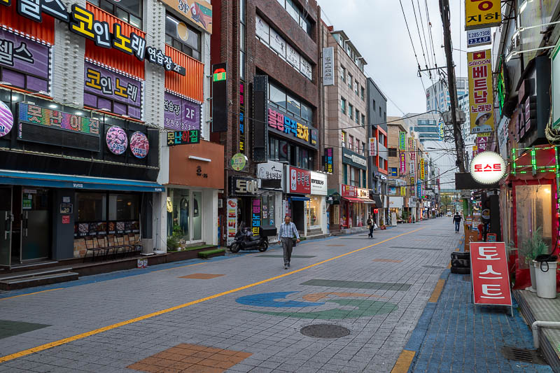 Korea yet again for the 7th time - March and April 2026 - Quite a big network of shopping streets, but very quiet.