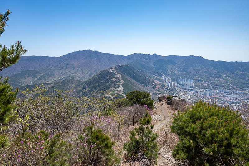 Korea-Changwon-Hiking-Jinhae - Almost the same pic, in the far distance you can see the communication towers on the top of the higher mountain from 2 days ago.
