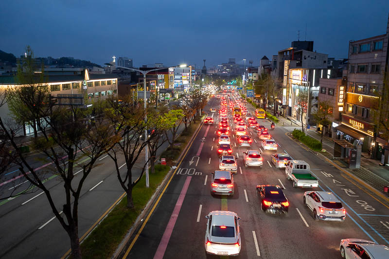 Korea-Daejeon-Seogu-Food - I found an overpass, first overpass photo of this trip.