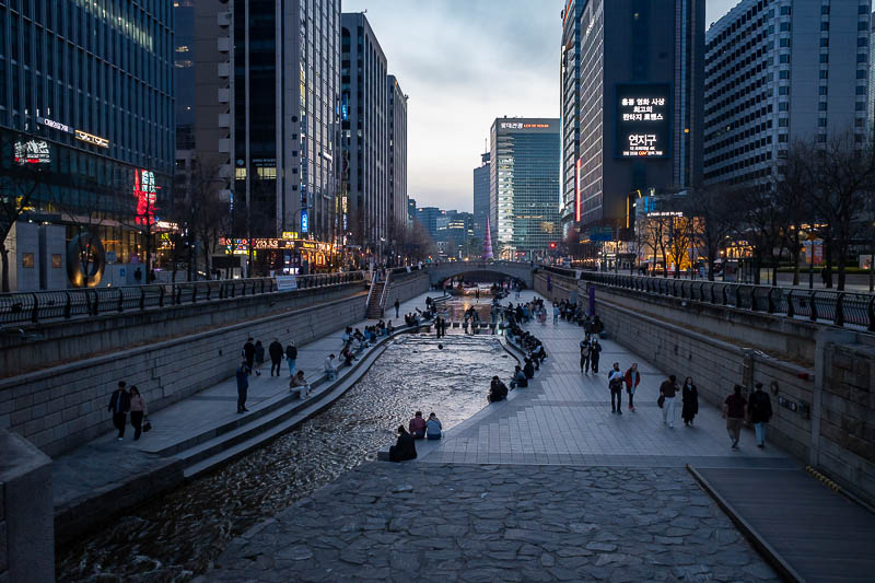 Korea-Seoul-Myeongdong-Cheonggyecheon - The most famous drain in the world