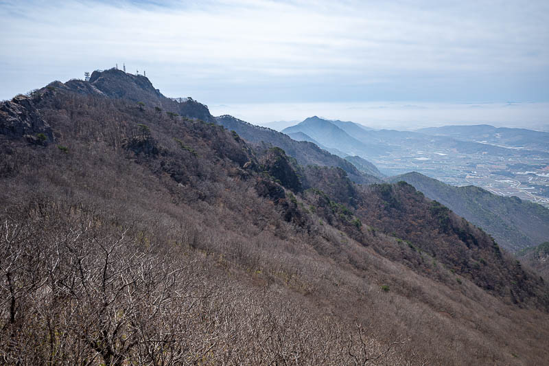 Korea-Daejeon-Hiking-Gyeryongsan - Far side of the ridge.