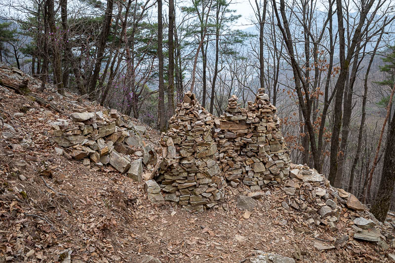Korea-Seoul-Hiking-Soyosan - Lots of rock piles today, some bigger ones will be seen later.