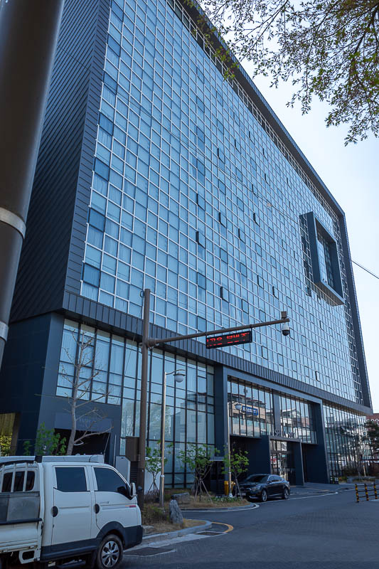 Korea-Daejeon-Jeonju-KTX - A bonus photo, the OUTSIDE of my hotel, a Shilla Stay, which I think is an up and coming Korean chain, there are a lot of them on booking.com all of a