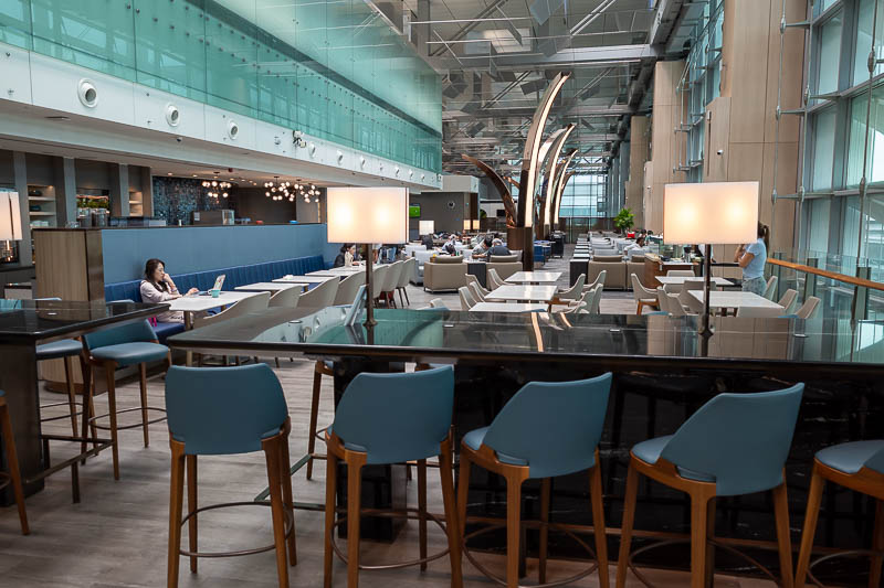 Singapore-Airport-Lounge - It was quiet in here. The lady making noodles to order had nothing to do.