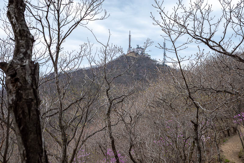 Korea-Jeonju-Hiking-Moaksan - My destination came into view.