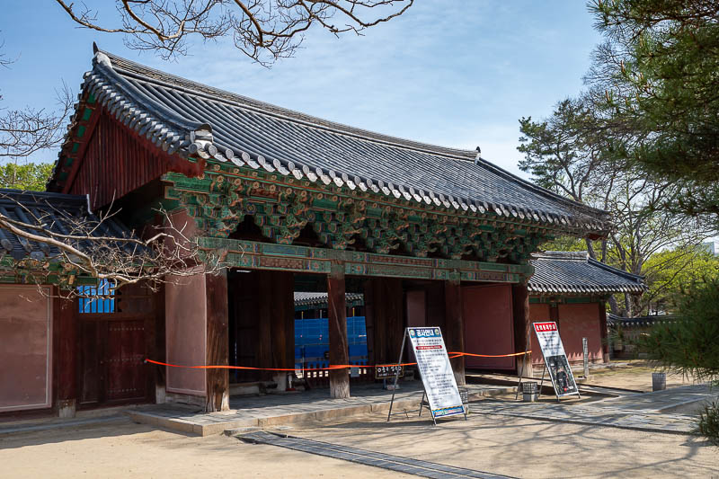Korea yet again for the 7th time - March and April 2026 - Through there is a historical shrine under construction.