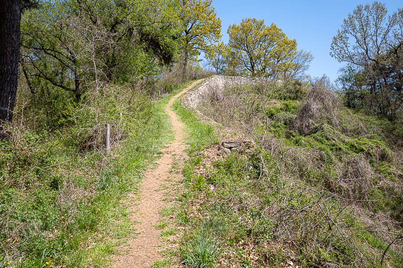 Korea yet again for the 7th time - March and April 2026 - As it turns out, this is a fortress wall, and so it is indeed the right trail. I made another brief detour to walk along the wall, but the trees were 