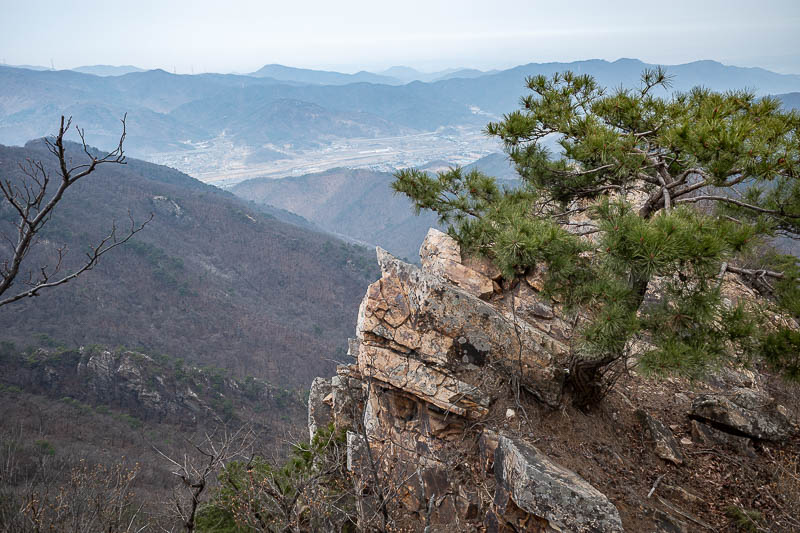 Korea-Seoul-Hiking-Soyosan - You cannot go down that way.