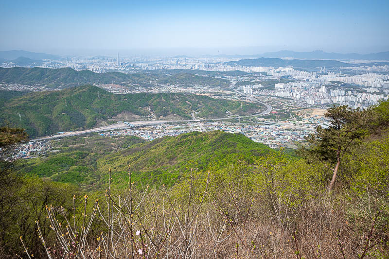 Korea-Seoul-Hiking-Geomdansan - Just a small part of Seoul below.