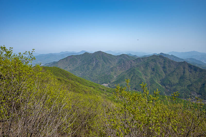 Korea-Seoul-Hiking-Geomdansan - Last view shot before I continue, beyond the loop.