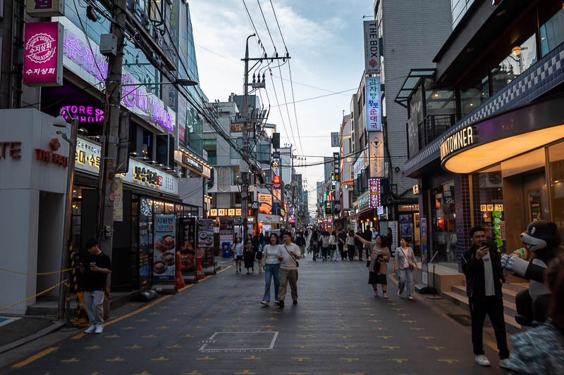 Korea-Seoul-Gangnam-Noodles - Lap of Gangnam